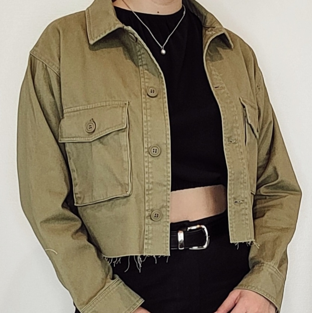 WOMEN OLIVE JACKET